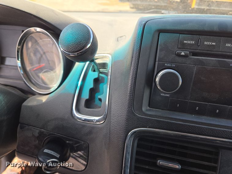 image for item ED2494 2012 Dodge Grand Caravan van