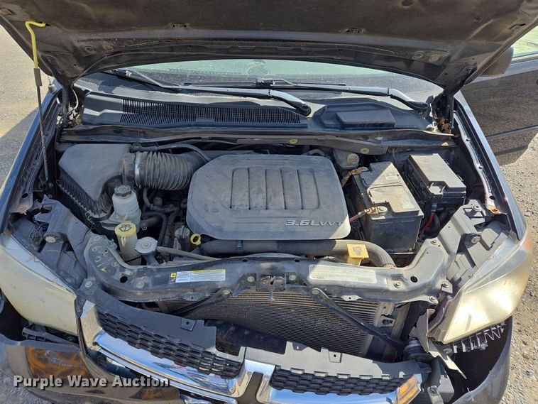 image for item ED2494 2012 Dodge Grand Caravan van