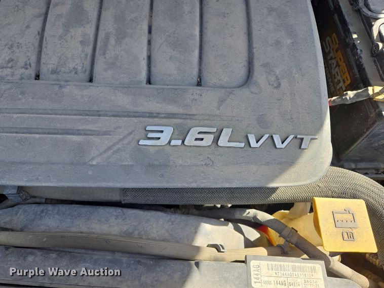 image for item ED2494 2012 Dodge Grand Caravan van