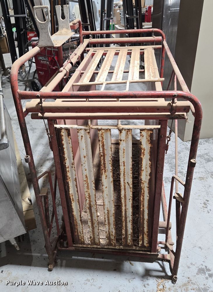 image for item ED2496 Paul Scale livestock scale