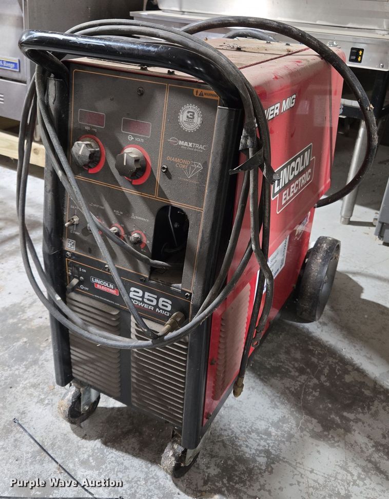 image for item ED2498 Lincoln Power MIG 256  welder