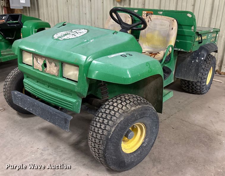 image for item EG7995 2002 John Deere Gator 4X2 utility vehicle