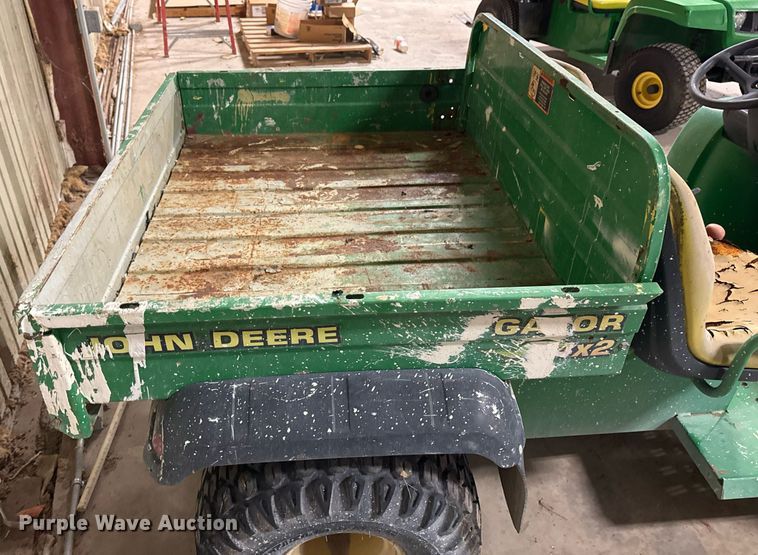 image for item EG7995 2002 John Deere Gator 4X2 utility vehicle