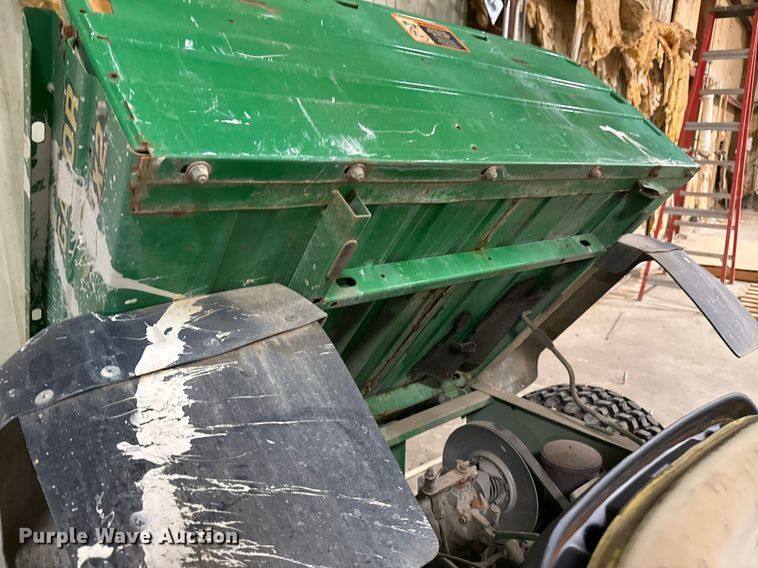 image for item EG7995 2002 John Deere Gator 4X2 utility vehicle