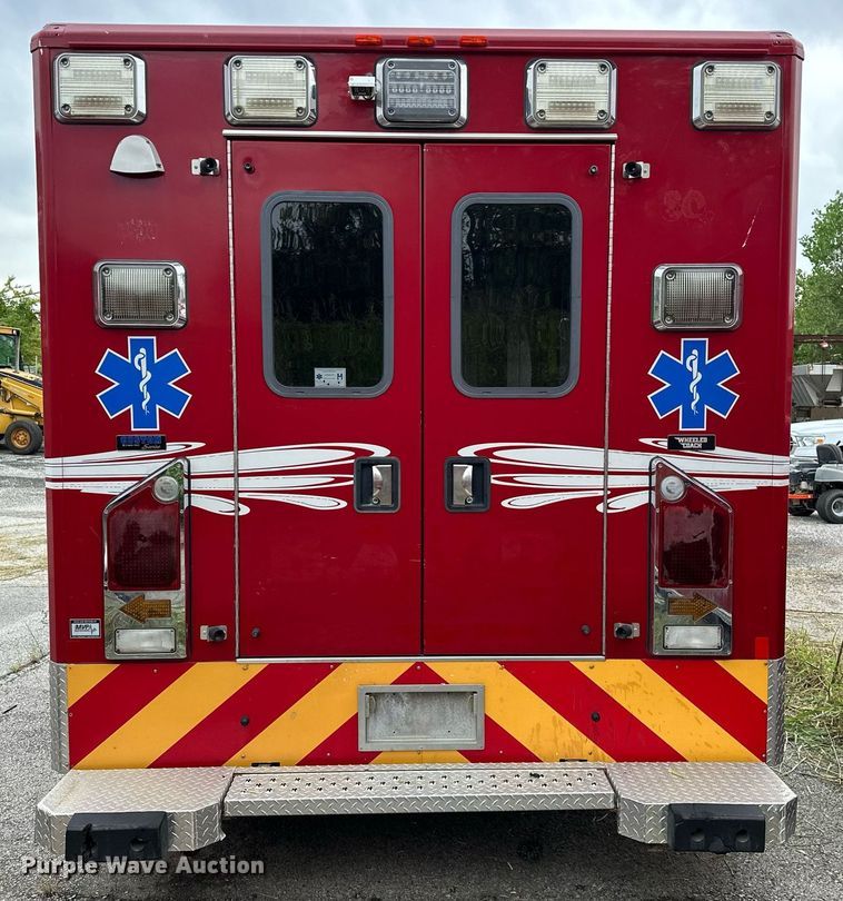 image for item EG8033 2008 Chevrolet C4500 ambulance