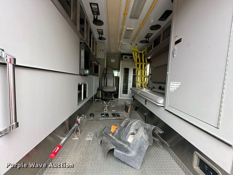 image for item EG8033 2008 Chevrolet C4500 ambulance