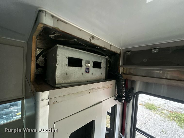 image for item EG8033 2008 Chevrolet C4500 ambulance