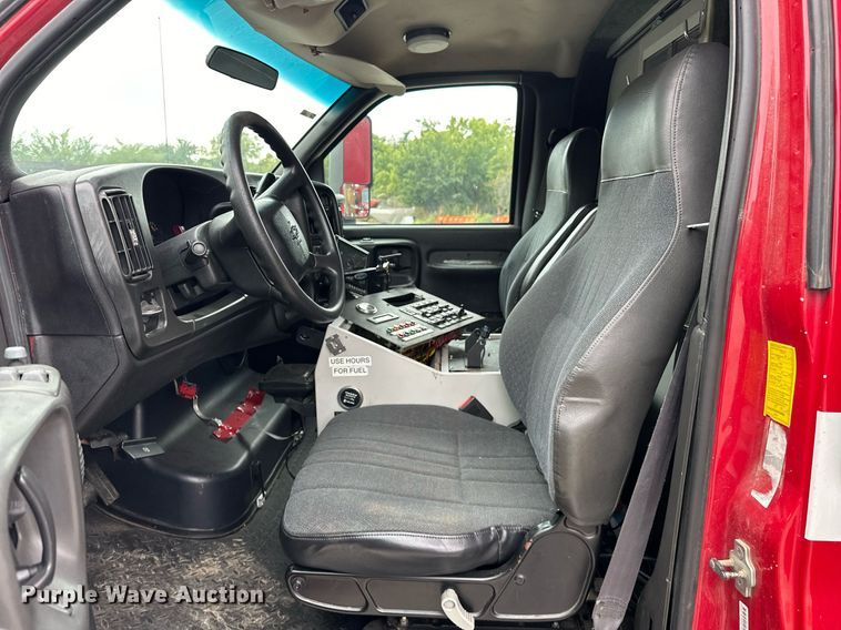 image for item EG8033 2008 Chevrolet C4500 ambulance