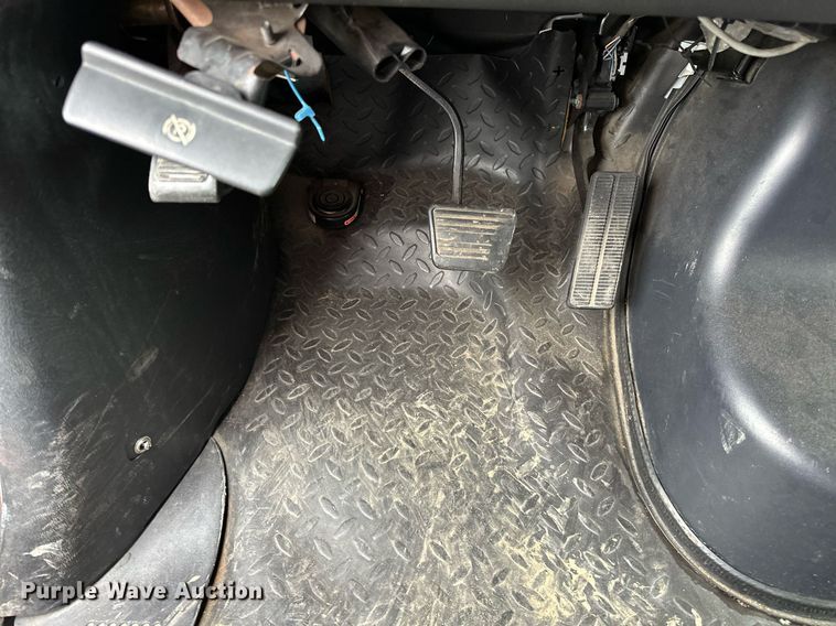 image for item EG8033 2008 Chevrolet C4500 ambulance