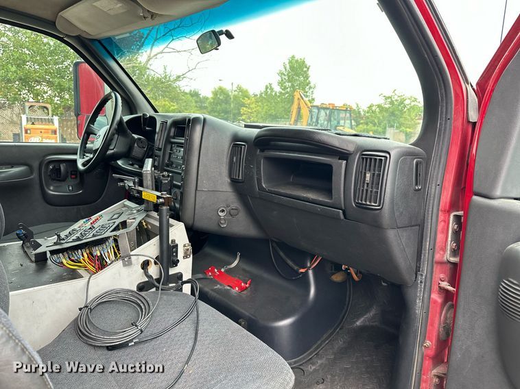 image for item EG8033 2008 Chevrolet C4500 ambulance