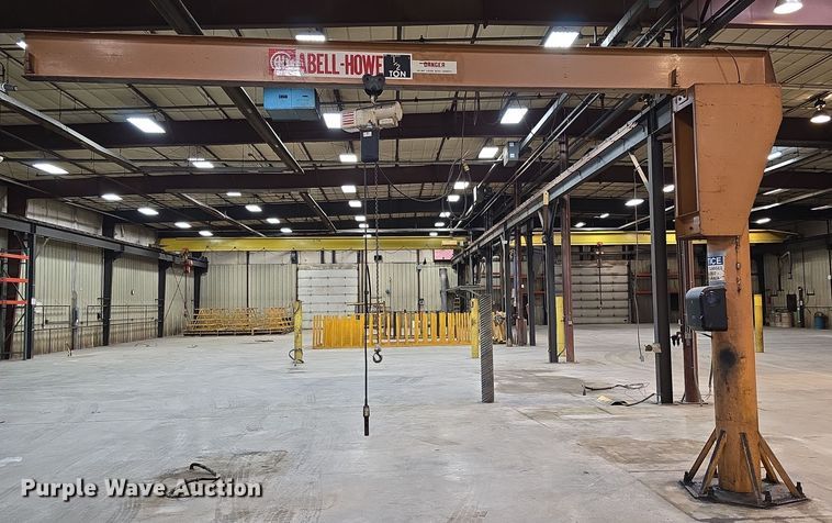 image for item EH8644 Abell-Howe 90 26260 jib crane