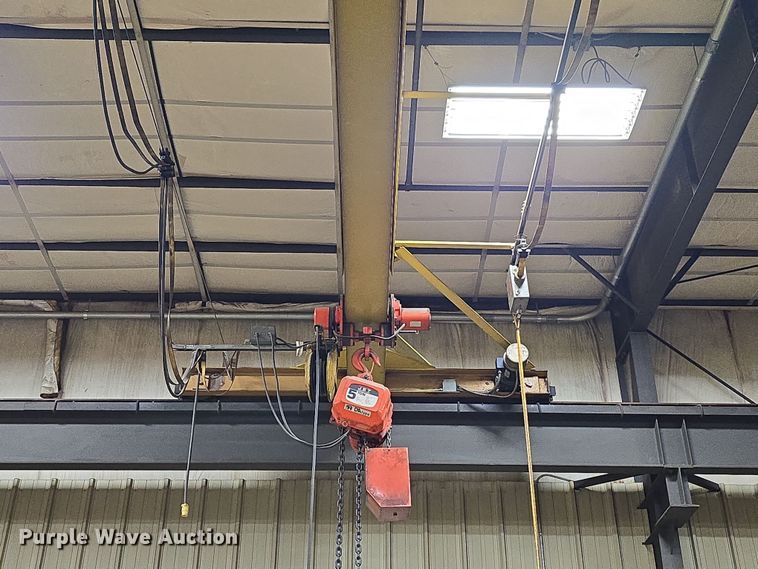 image for item EH8645 Overhead crane