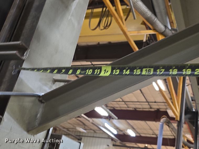 image for item EH8645 Overhead crane