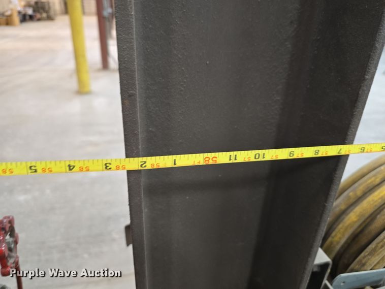 image for item EH8645 Overhead crane