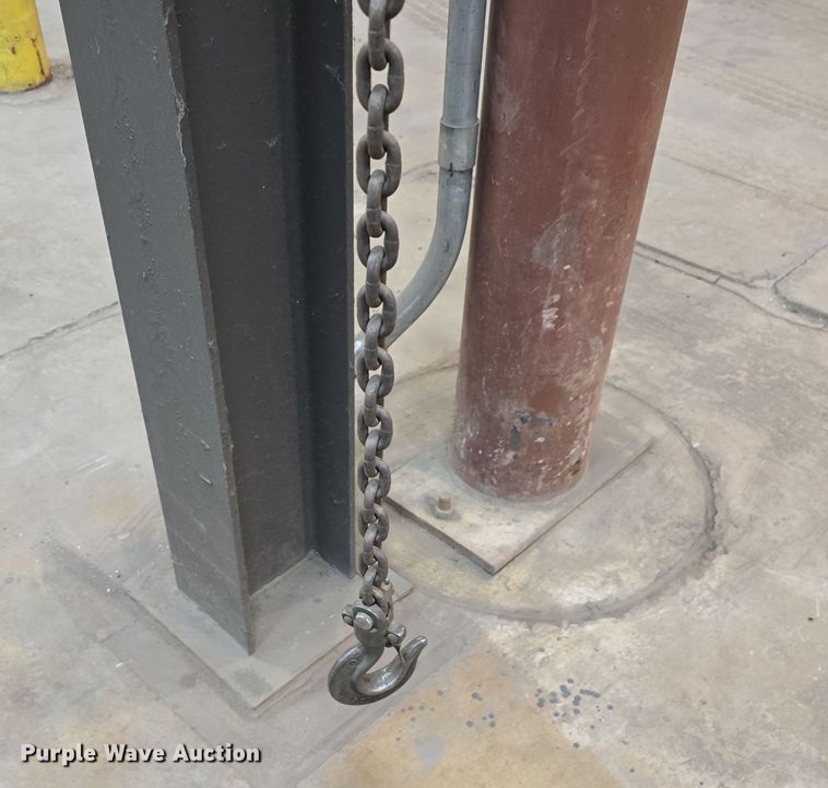 image for item EH8645 Overhead crane