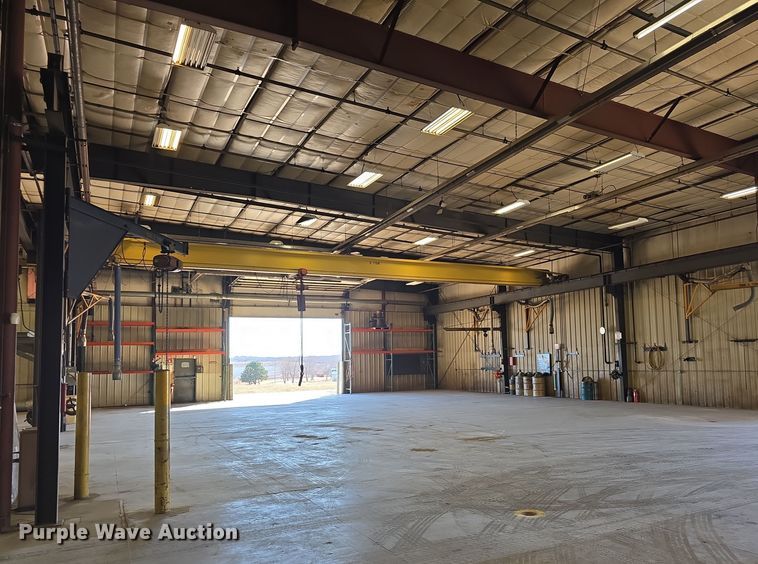 image for item EH8646 Overhead crane