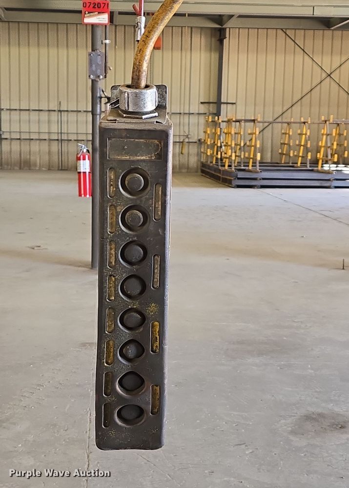 image for item EH8646 Overhead crane