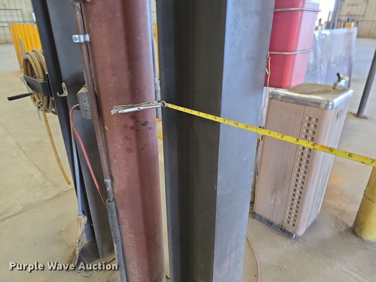 image for item EH8646 Overhead crane