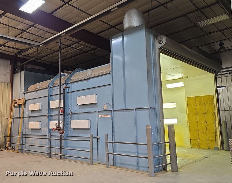 image for item EH8648 Paint booth