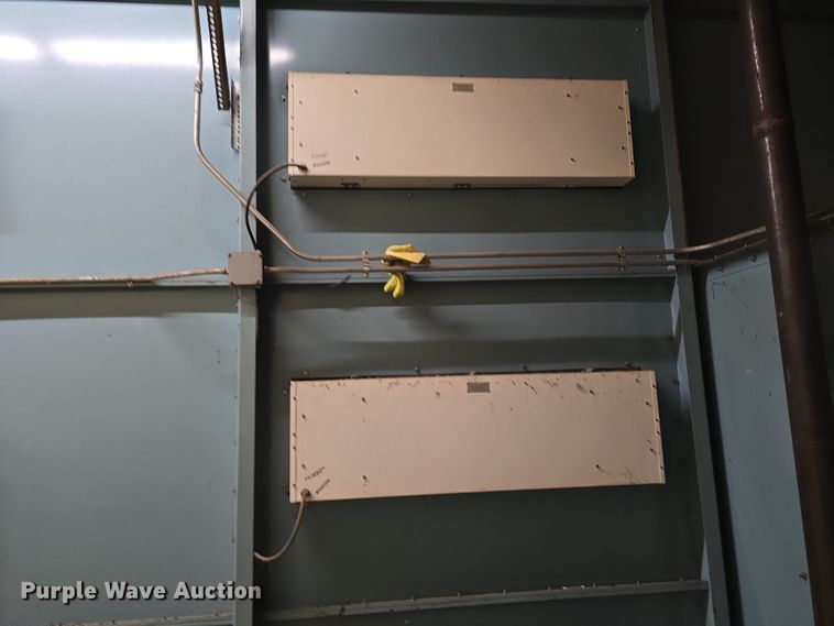 image for item EH8648 Paint booth