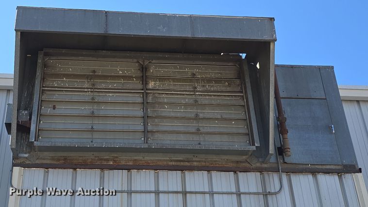 image for item EH8648 Paint booth