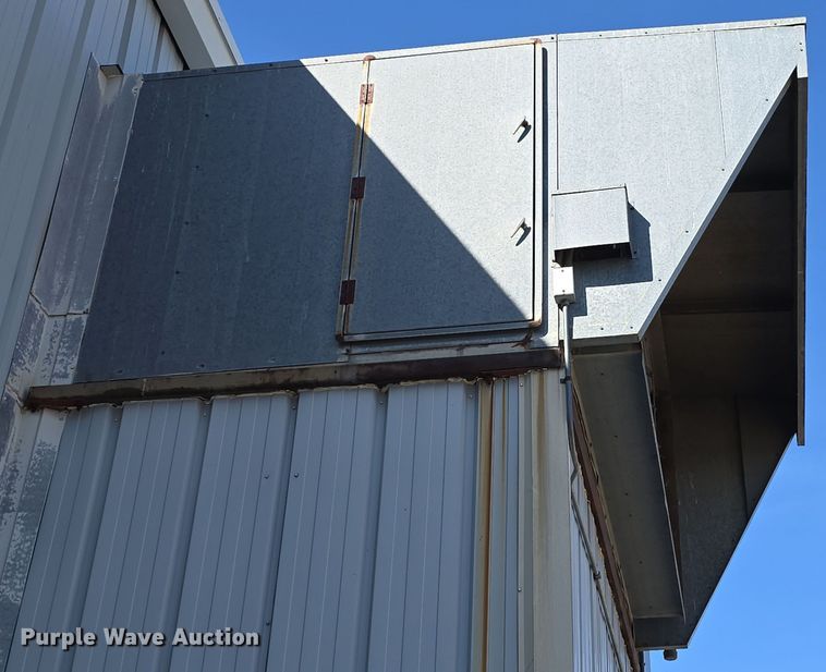 image for item EH8648 Paint booth