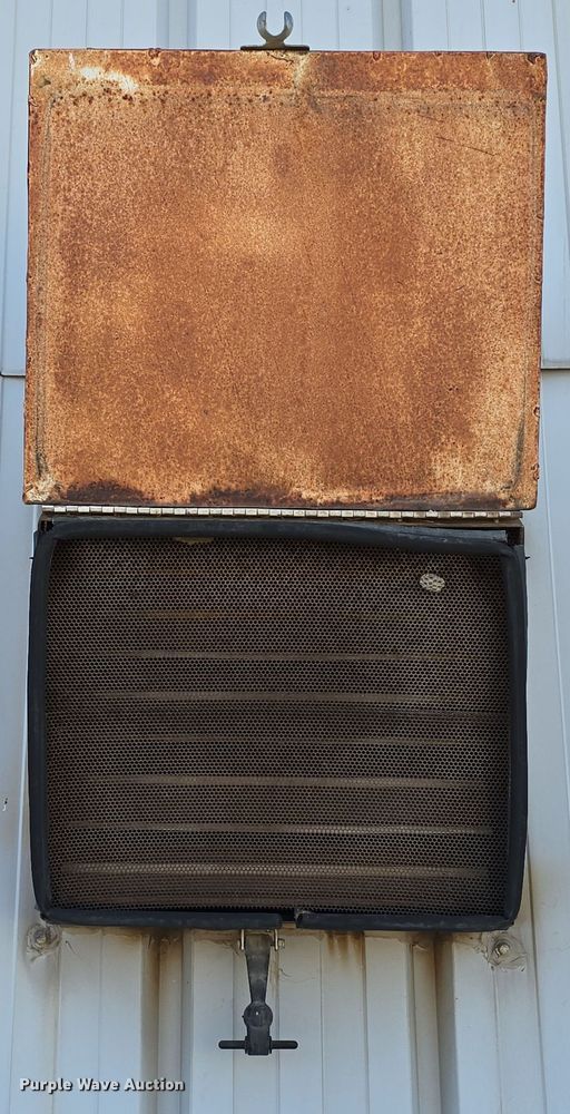 image for item EH8648 Paint booth