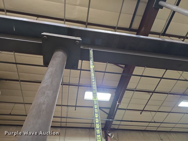 image for item EH8649 Overhead crane