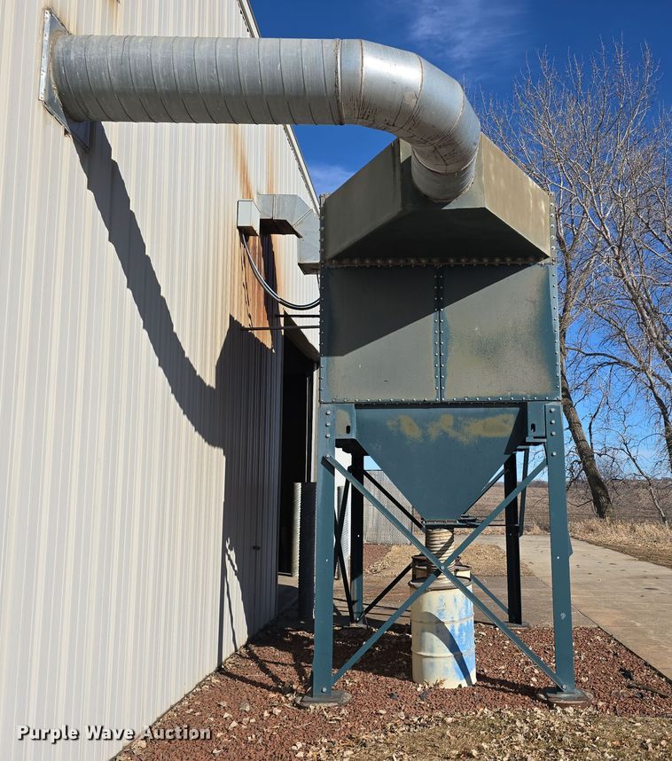 image for item EH8650 Farr GS-24 dust collector