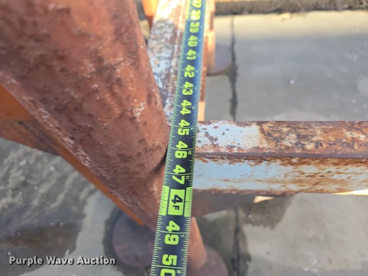 image for item EH8651 (8) storage racks