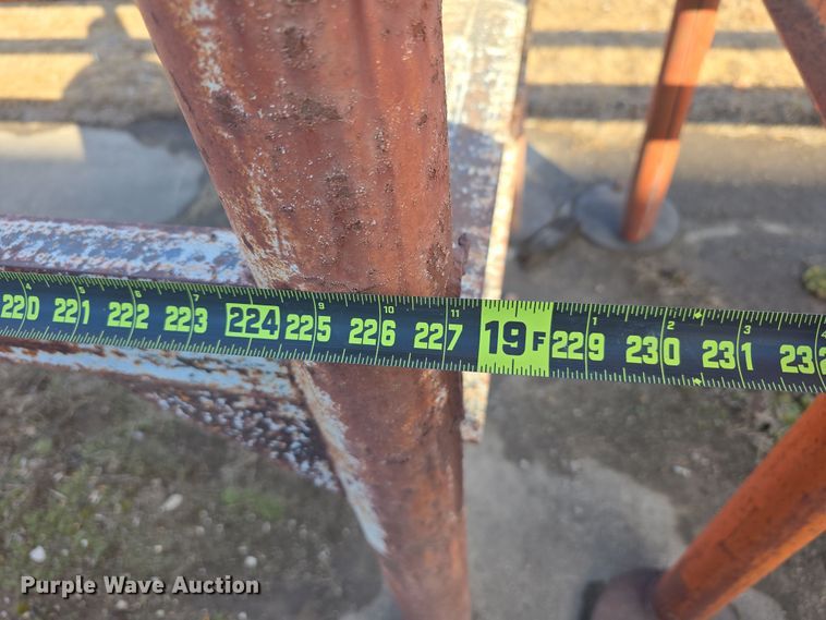 image for item EH8651 (8) storage racks