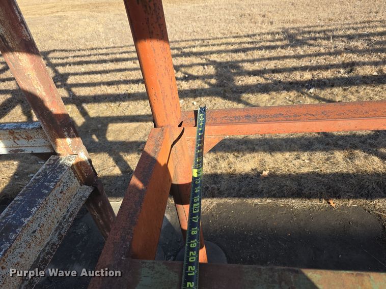 image for item EH8651 (8) storage racks