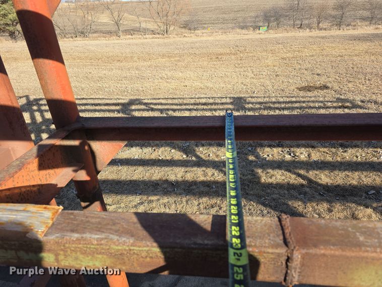 image for item EH8651 (8) storage racks