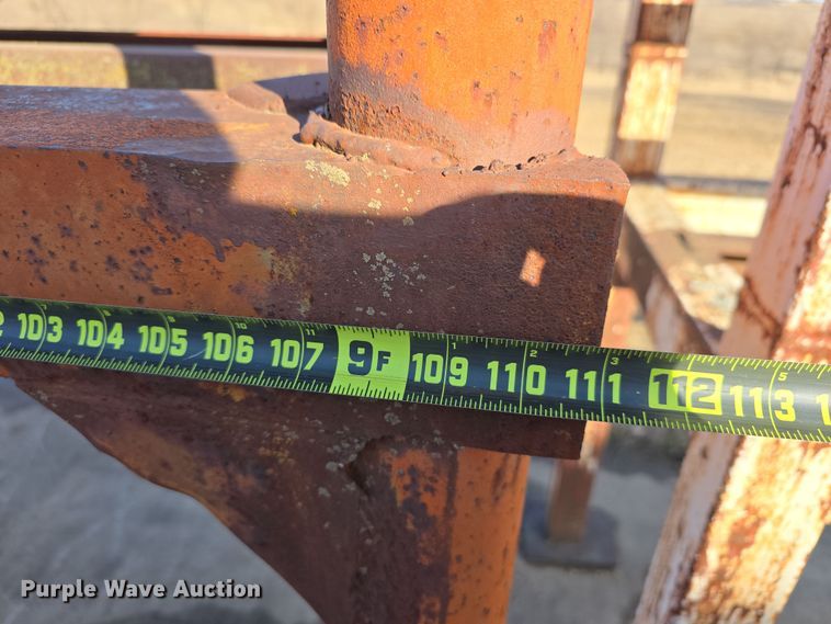 image for item EH8651 (8) storage racks