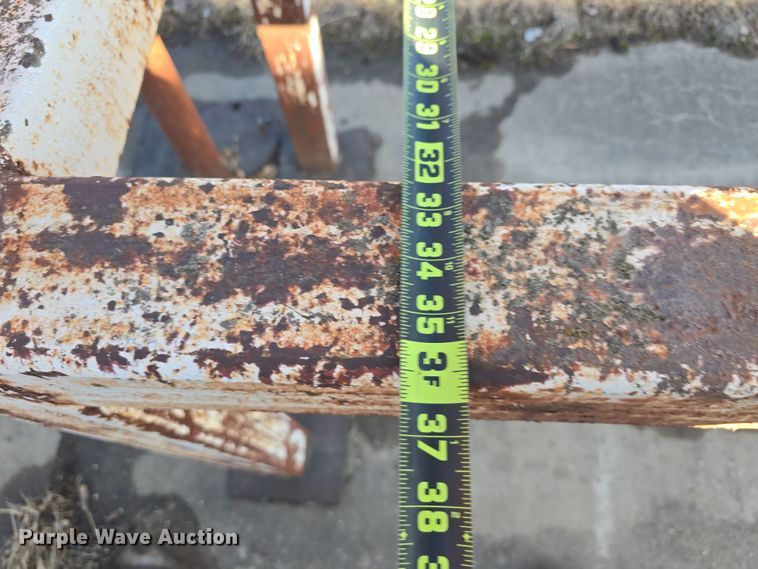 image for item EH8651 (8) storage racks