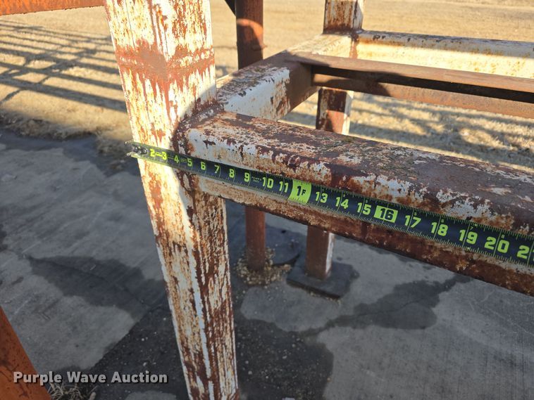 image for item EH8651 (8) storage racks