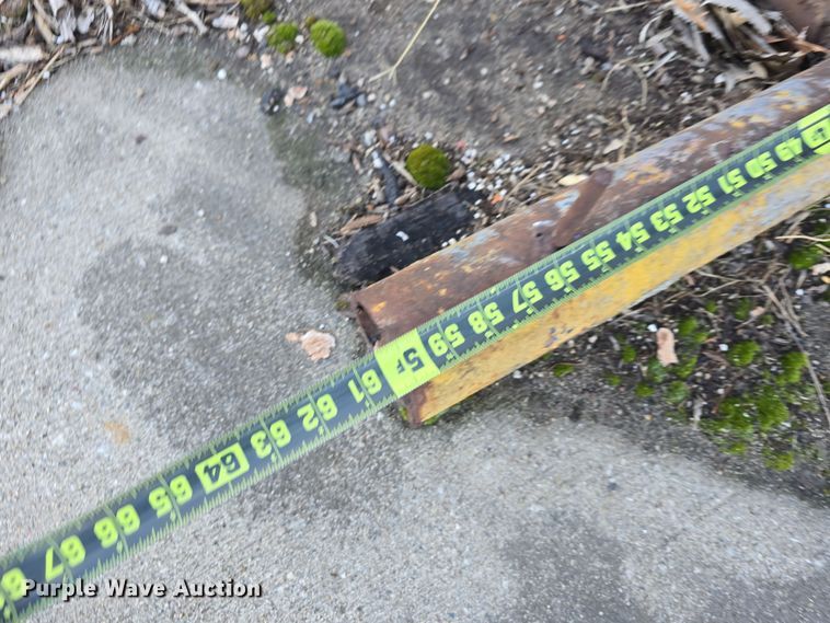 image for item EH8651 (8) storage racks