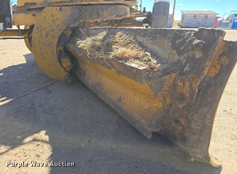 image for item EH8652 2011 Caterpillar 140M motor grader