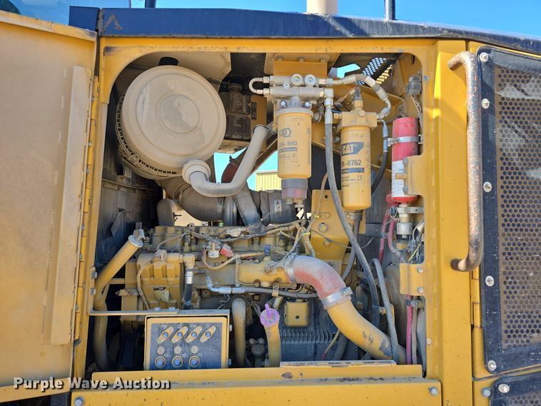 image for item EH8652 2011 Caterpillar 140M motor grader