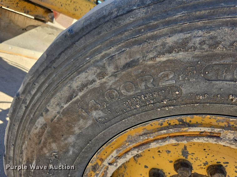 image for item EH8652 2011 Caterpillar 140M motor grader