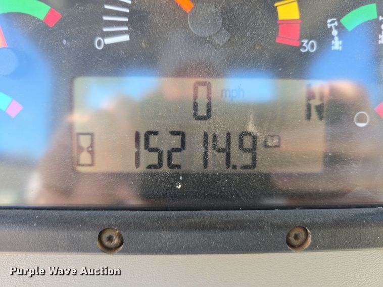 image for item EH8652 2011 Caterpillar 140M motor grader