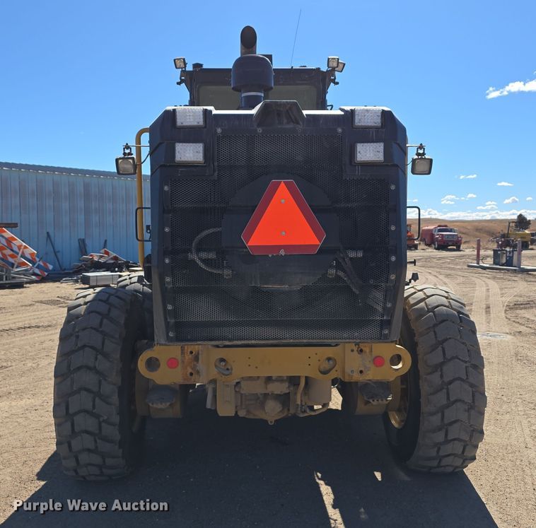 image for item EH8653 2014 Caterpillar 12M3 motor grader