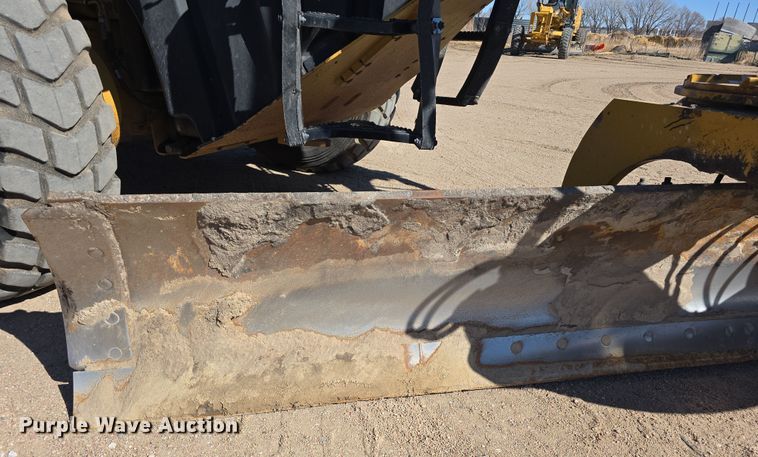 image for item EH8653 2014 Caterpillar 12M3 motor grader