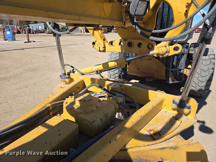 image for item EH8653 2014 Caterpillar 12M3 motor grader