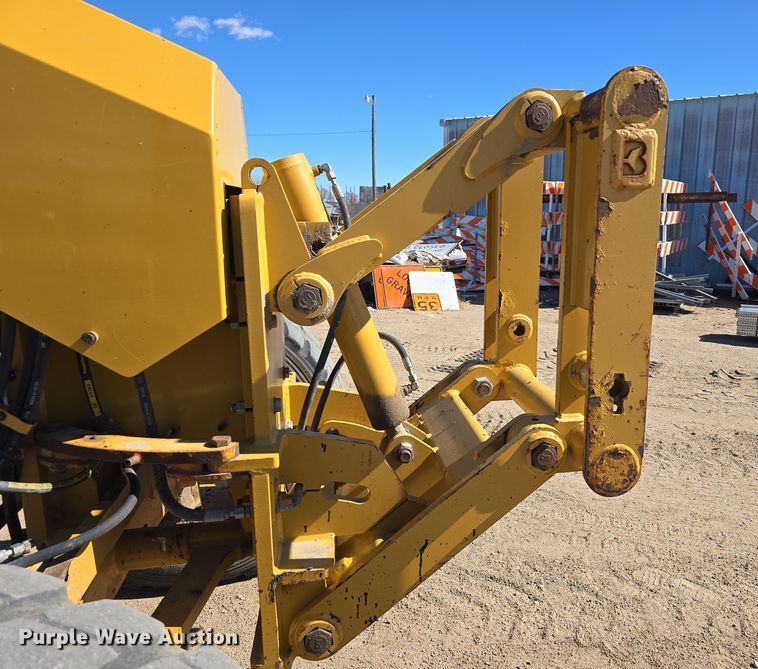 image for item EH8653 2014 Caterpillar 12M3 motor grader