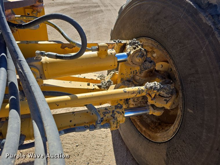 image for item EH8653 2014 Caterpillar 12M3 motor grader