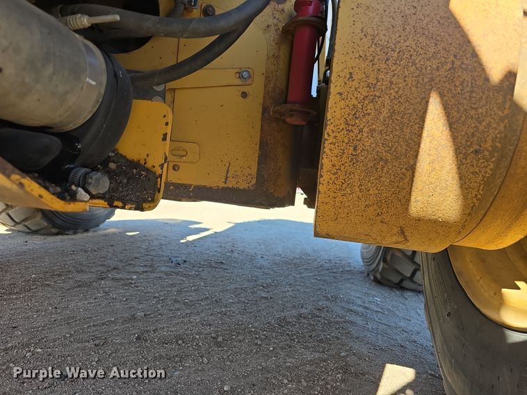 image for item EH8653 2014 Caterpillar 12M3 motor grader