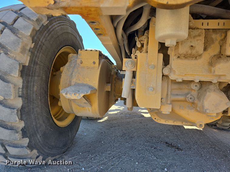 image for item EH8653 2014 Caterpillar 12M3 motor grader