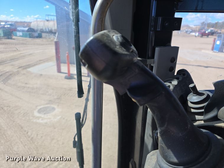 image for item EH8653 2014 Caterpillar 12M3 motor grader