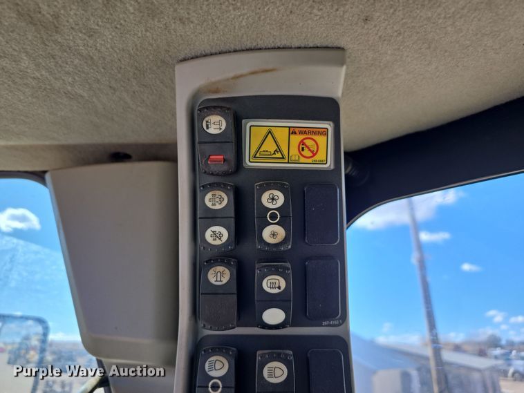 image for item EH8653 2014 Caterpillar 12M3 motor grader